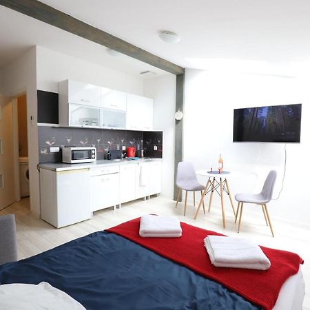 Relaxbox Apartment Krakow Bagian luar foto